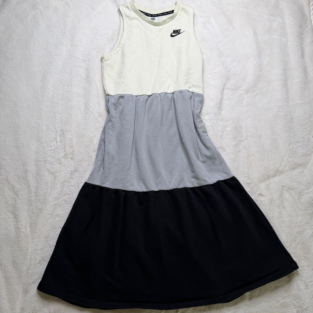 Nike Colorblock Sleeveless Dress Pockets Athletic Size L